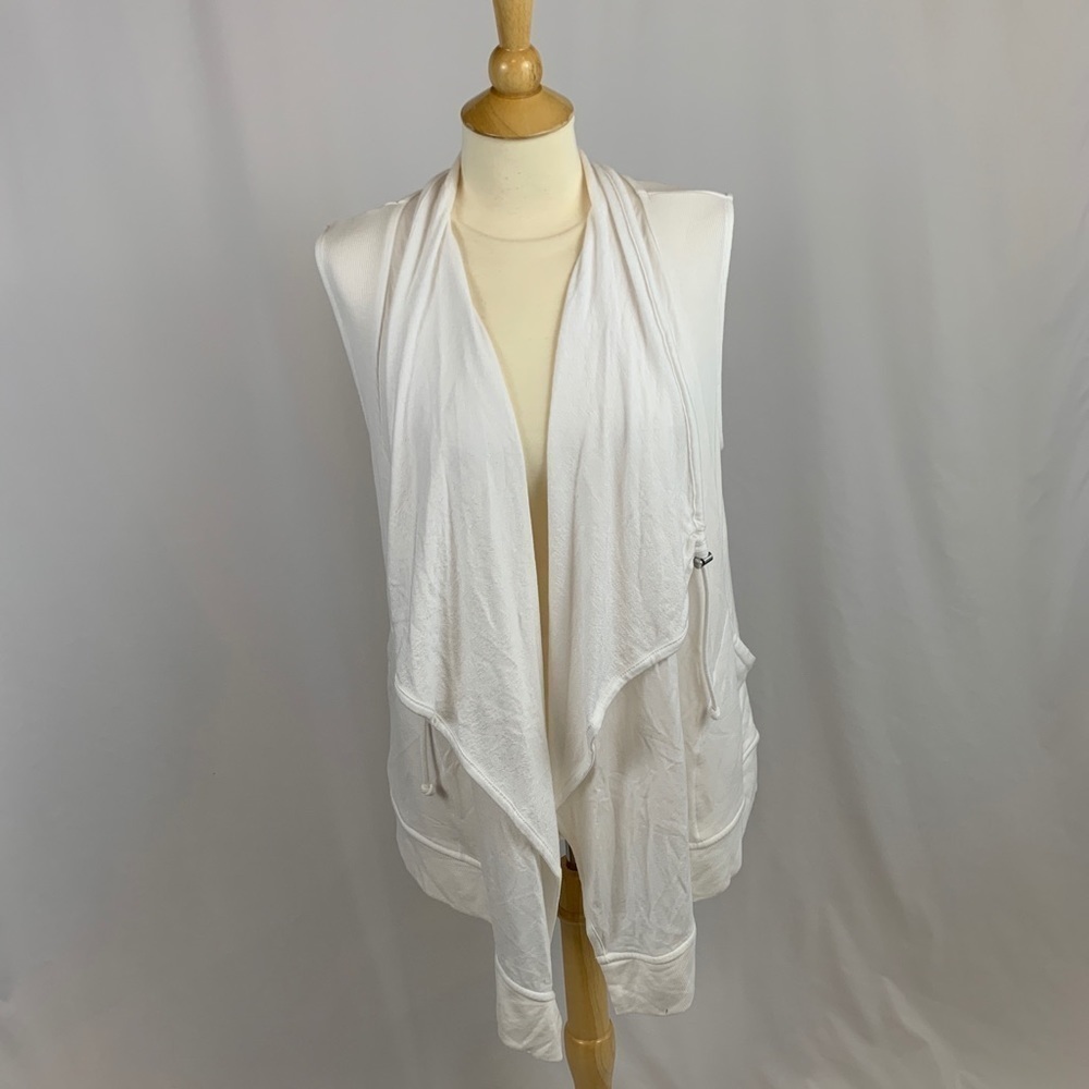 ATHLETA Women's White Sleeveless Cardigan Size Small Drape Front Athleisure